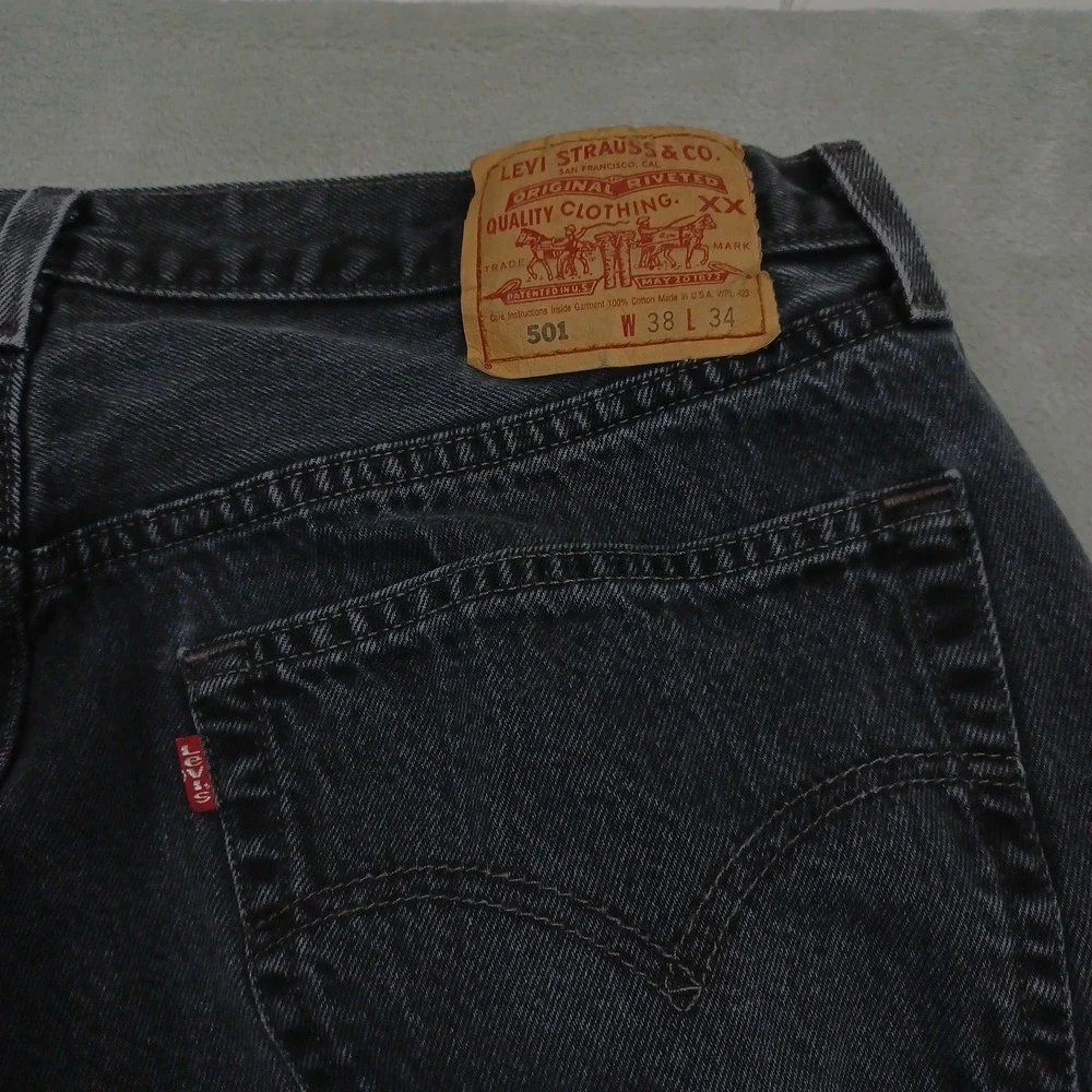 Vintage‎ Levis 501 Jeans Mens 38x34 Actual 34x34 Black Made In USA 501-0660